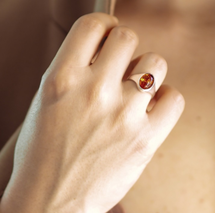 anello ambra 