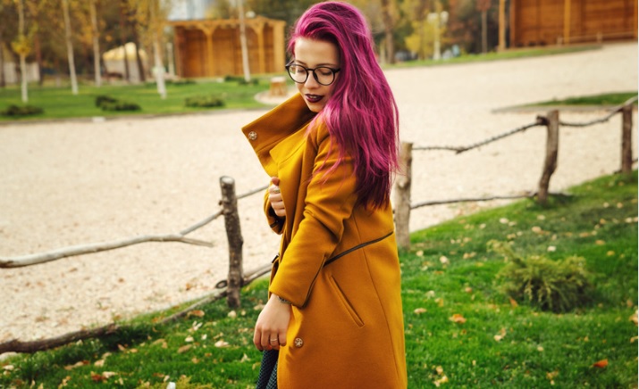 capottino in lana color senape per stagione autunno